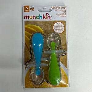 Munchkin 2pc gentle scoop set. 1698